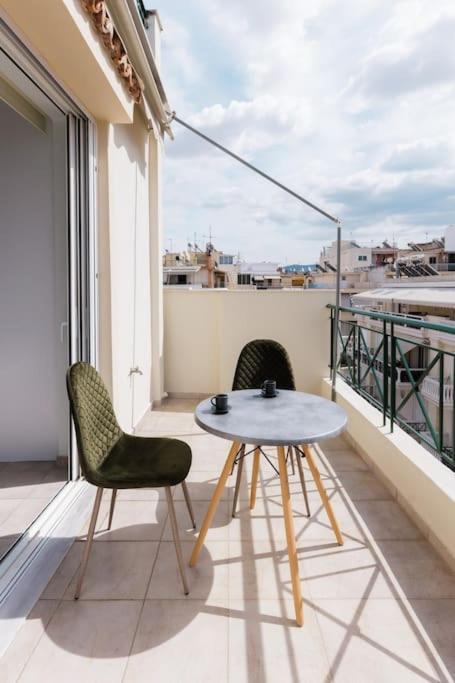 Adorable Sunny Studio With Private Balcony I Atenas Exterior foto