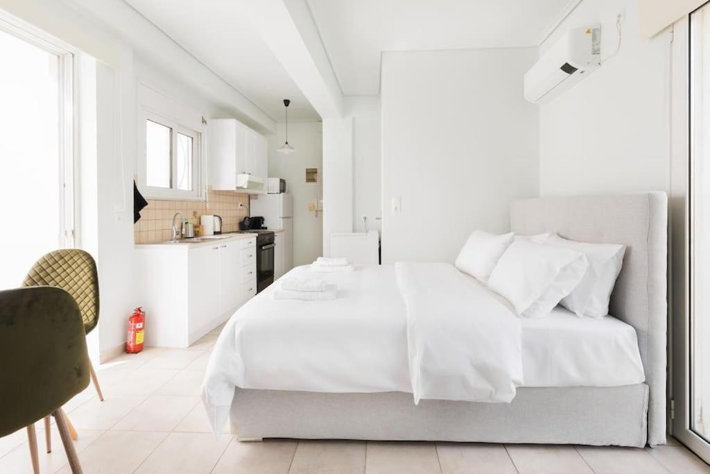 Adorable Sunny Studio With Private Balcony I Atenas Exterior foto
