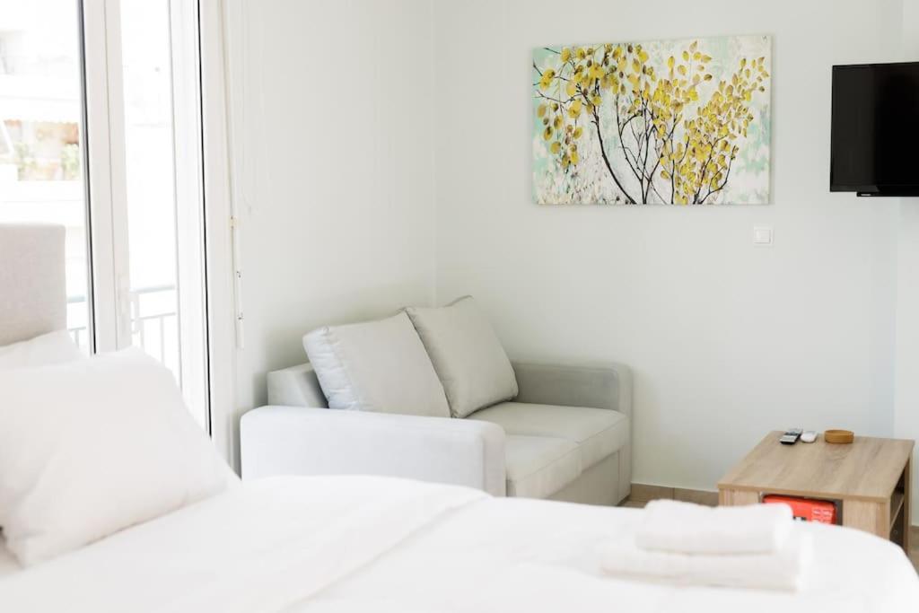 Adorable Sunny Studio With Private Balcony I Atenas Exterior foto